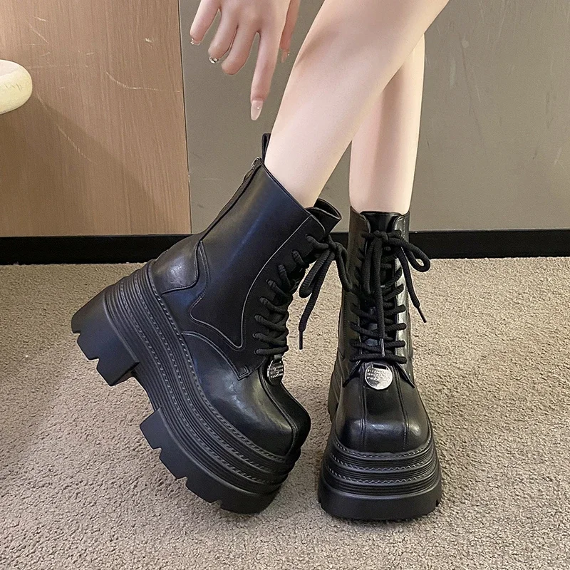 Women Shoes Luxury Brand - ผู้หญิงรองเท้าGothicหนังผู้หญิงรองเท้าPunkแพลตฟอร์มรถจักรยานยนต์รองเท้าแบรนด์หรูสบายรองเท้ากลางลูกวัวสั้นCombat Boot