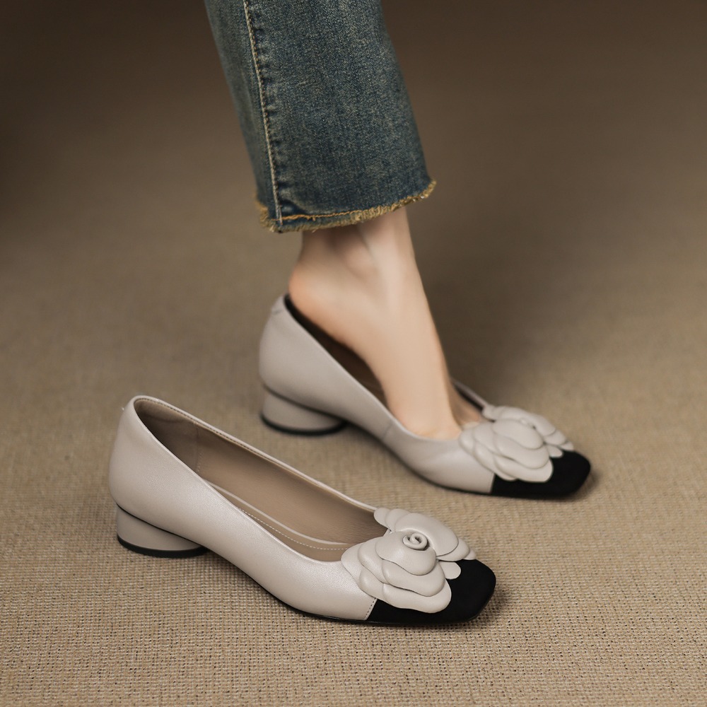 รองเท้าแฟชั่นลายดอกไม้ รุ่นใหม - Women Shoes Loafers บทวิจารณ์และราคา