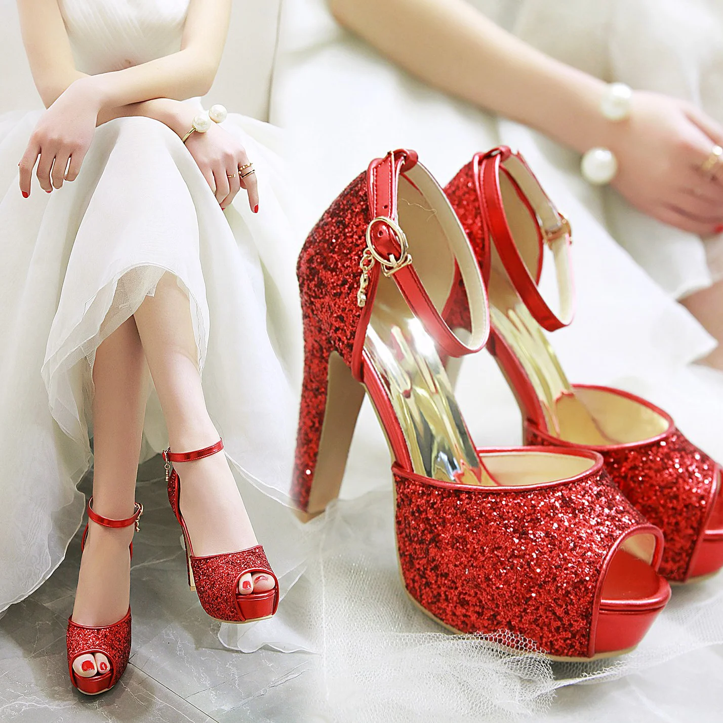 เงินฤดูร้อนผู้หญิงรองเท้าส้นสู - Metallic Heel Sandal บทวิจารณ์และราคา