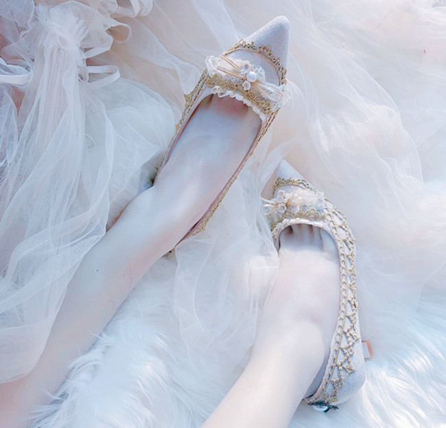Lolita สไตล์ศาลรองเท้าส้นสูงชี - Court Heel Pointed บทวิจารณ์และราคา