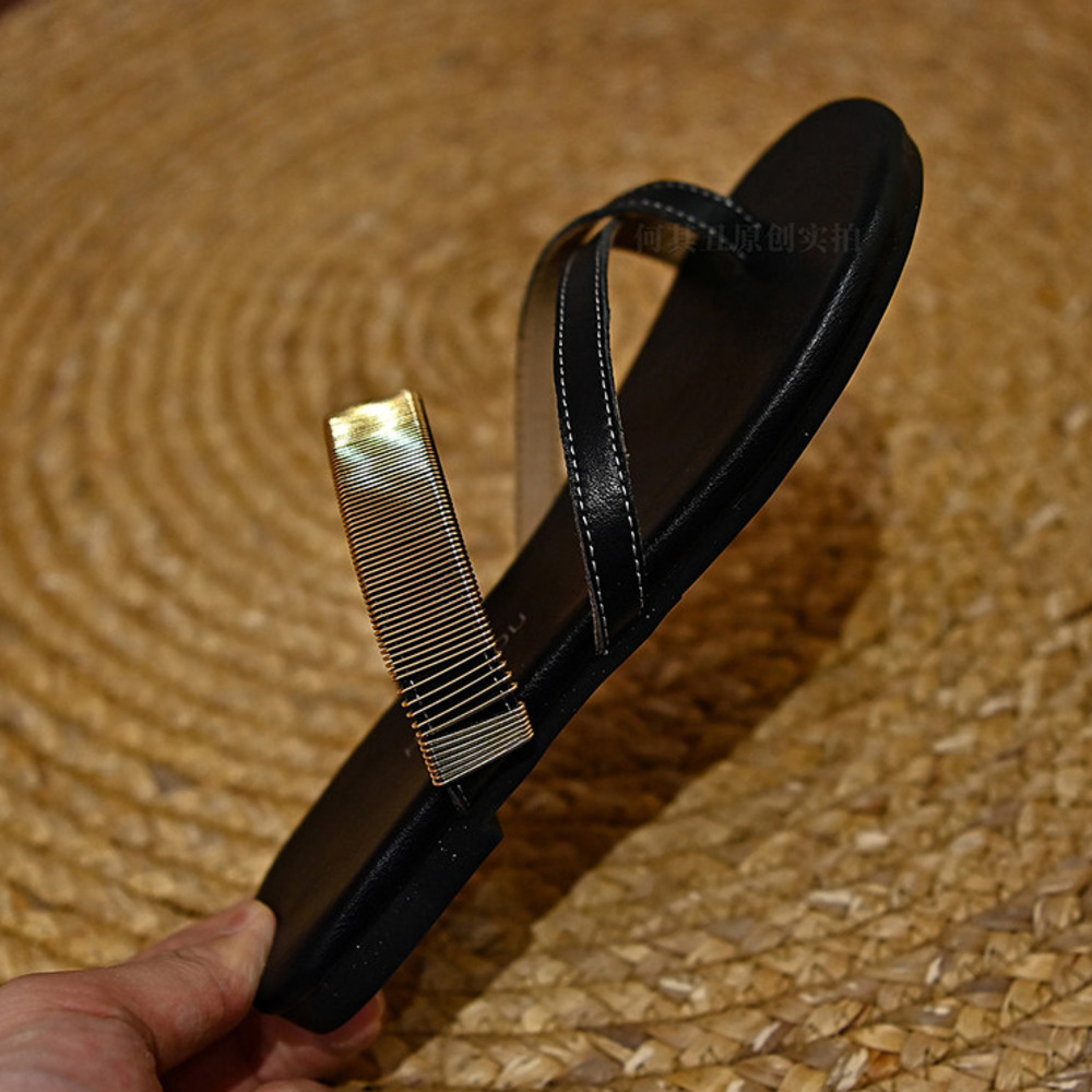 รองเท้าแตะหนังแท้สีดำสำหรับผู้ - Thong Flat Sandal บทวิจารณ์และราคา