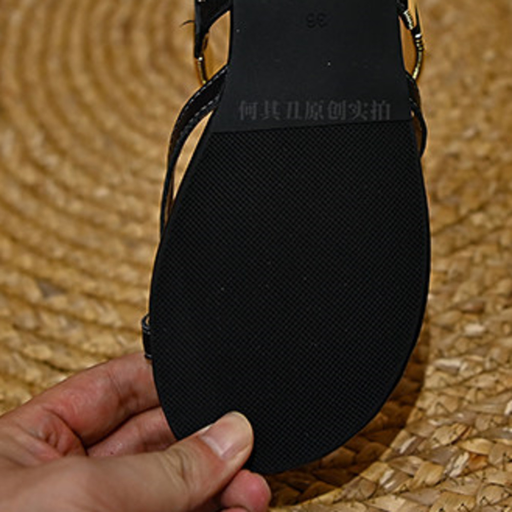 รองเท้าแตะหนังแท้สีดำสำหรับผู้ - Thong Flat Sandal บทวิจารณ์และราคา