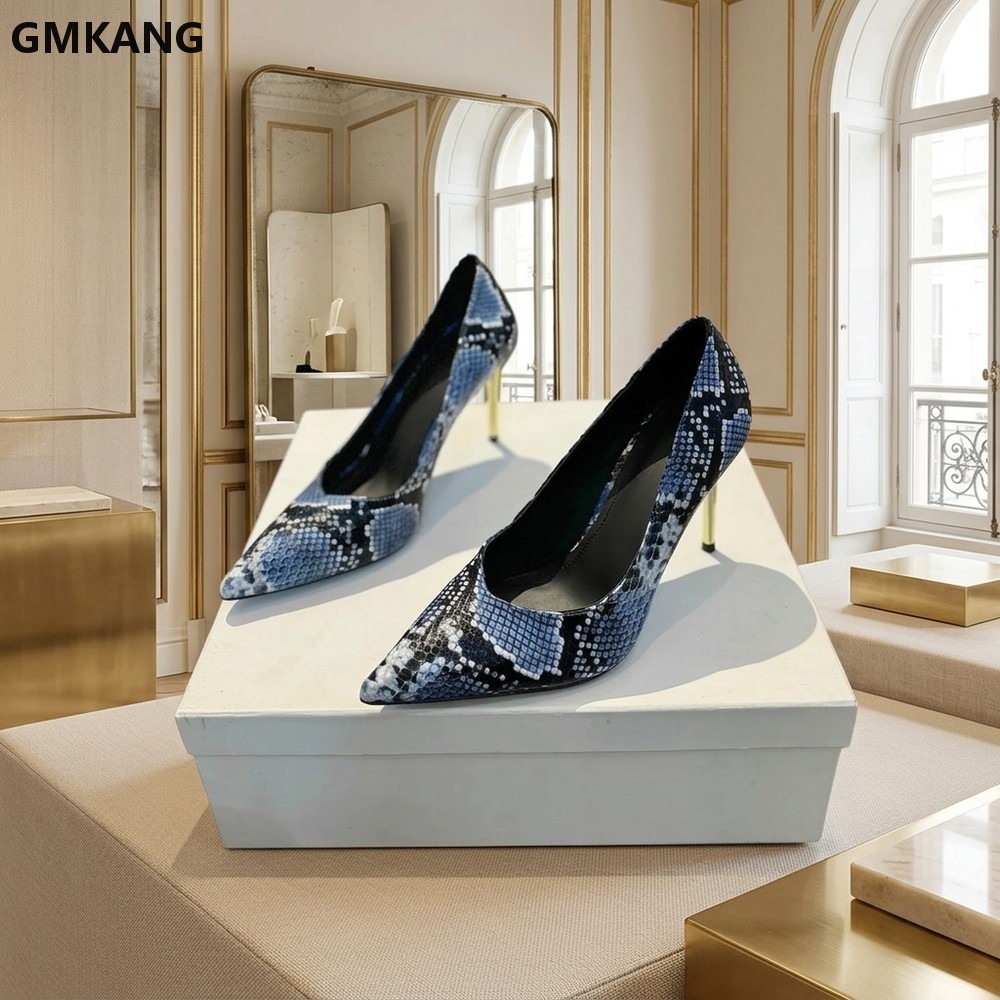 รองเท้าส้นเตี้ยหัวแหลมลายหนังง - Court Heel Pointed บทวิจารณ์และราคา