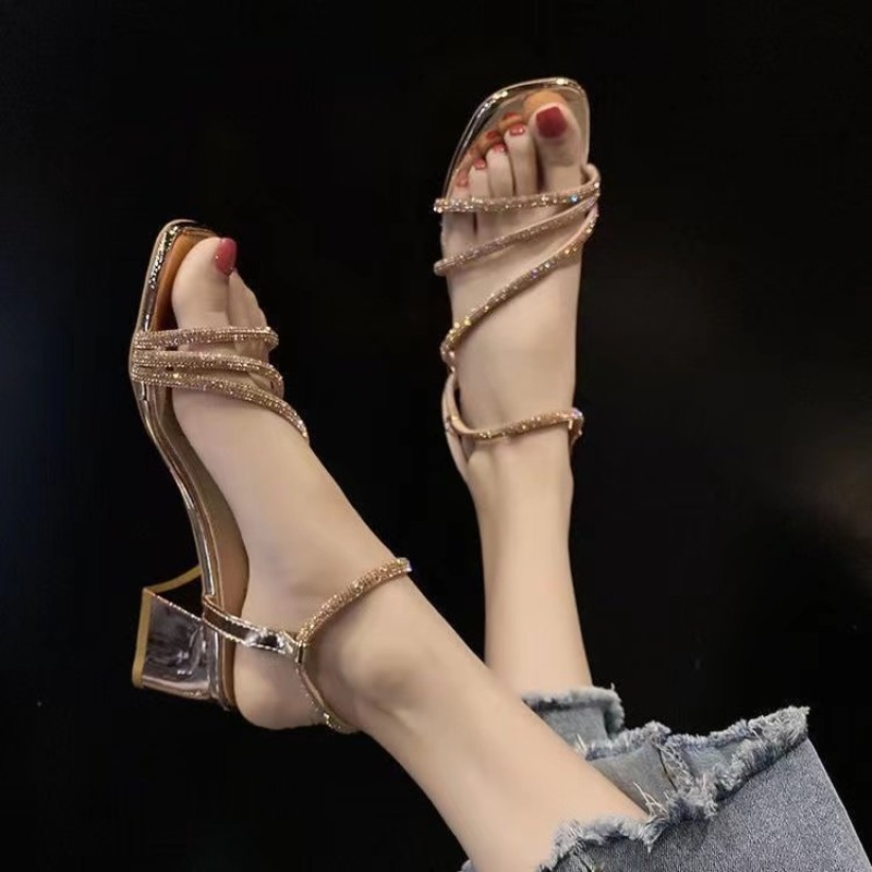 รองเท้าส้นหนาประดับเพชร สไตล์แ - Rhinestone Sandal Women บทวิจารณ์และราคา