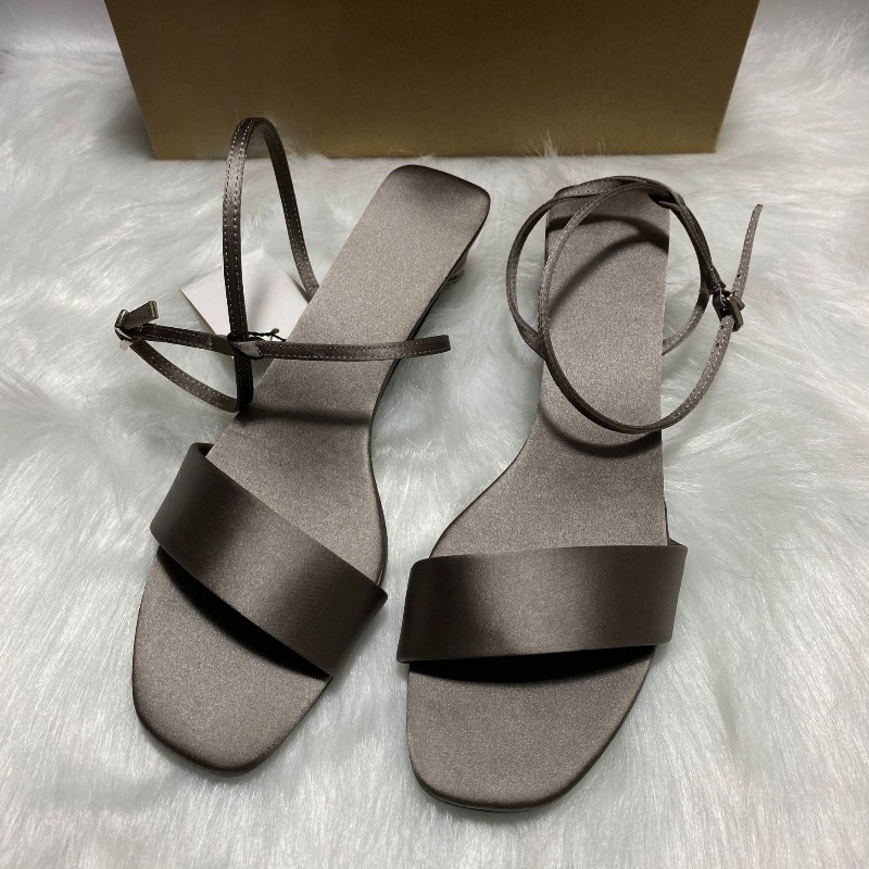 รองเท้าส้นเตี้ยแบบสายรัดข้อเท้ - Women Shoes Luxury Brand บทวิจารณ์และราคา