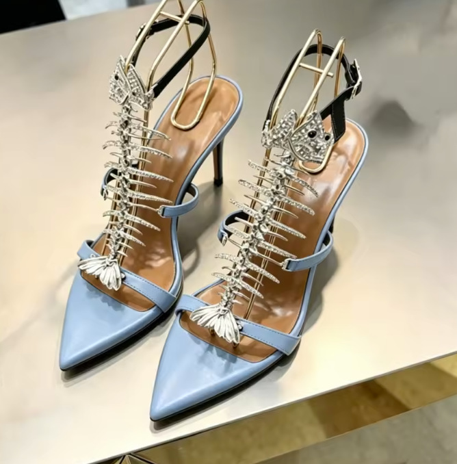 รองเท้าส้นสูงแบบส้นเข็มประดับเ - Rhinestone Sandal Women บทวิจารณ์และราคา