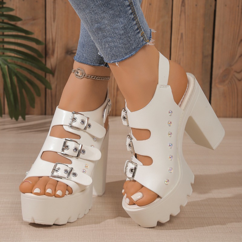 รองเท้าส้นสูงแบบเปิดหัวกลม สไต - Metallic Heel Sandal บทวิจารณ์และราคา