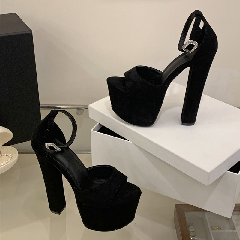 รองเท้าส้นสูงแบบหนา รุ่น Liyke - Thong Flat Sandal บทวิจารณ์และราคา